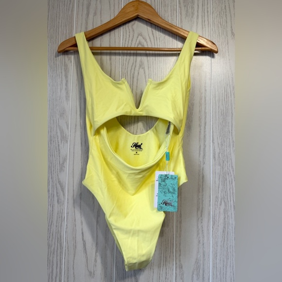 Heat Swimwear Yellow Cutout One-Piece Swimsuit - Size M NWT